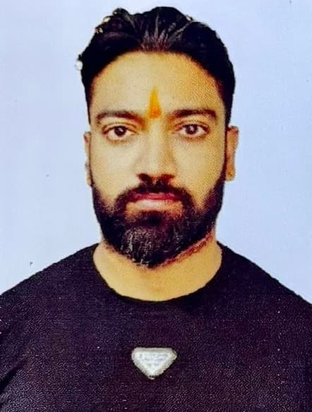 मोहित धड़कर