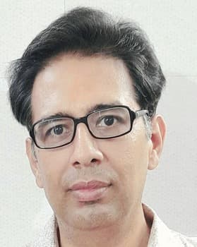 Dr. Abhishek Mendiratta